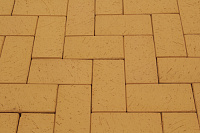Тротуарная керамическая плитка Lode стандартная шероховатая, 200x100x52 мм, желтый, M800, 2,20 кг., 